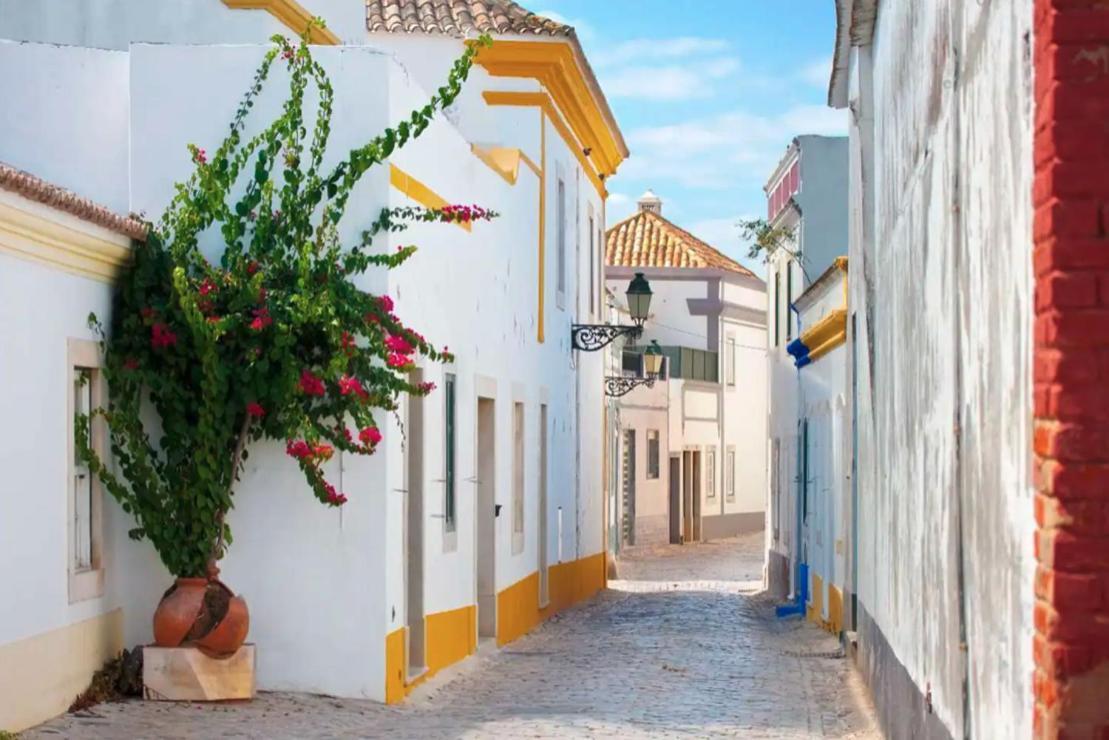 Blife Faro City Life Private Rooms Exterior foto